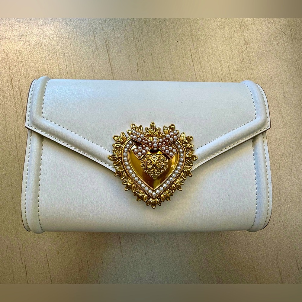 White and Gold Designer Chain Bag